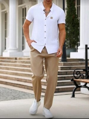 Conjunto de dos piezas de camisa y pantalones de unicolor para hombres con decoración de parche, básico, trabajo, esposo