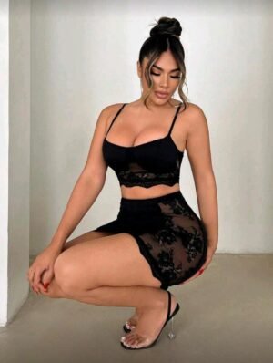 SXY Conjunto de 2 piezas de ropa de mujer con parches de encaje, ajuste ceñido, para cumpleaños, primavera, Día de San Valentín, conciertos, atuendos de verano blancos, citas   TALLA: S